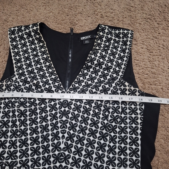 DKNY black & white Fit and Flare dress size 12 - Picture 7 of 10